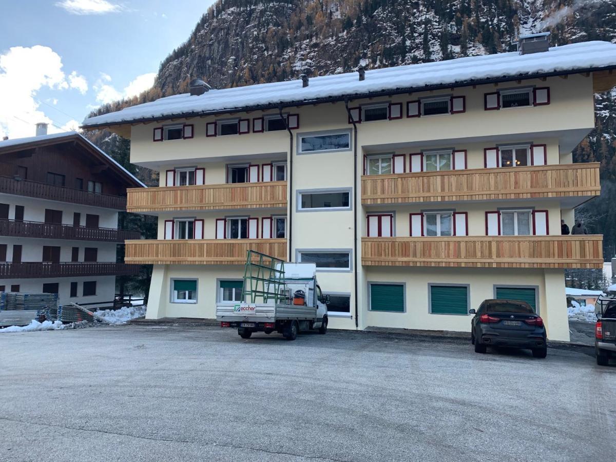 Appartamenti Col Rodella By Ama Val Di Fassa Campitello di Fassa Luaran gambar